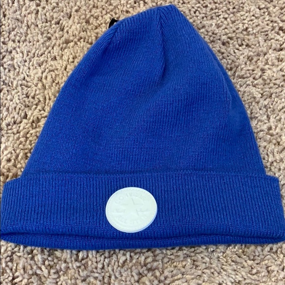 Converse - Picture 1 of 3